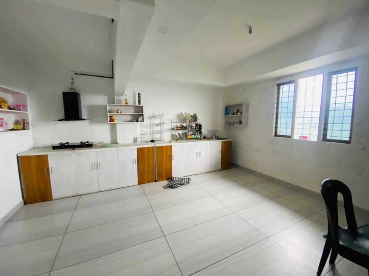 Five Bedroom Villa Муннар Екстер'єр фото